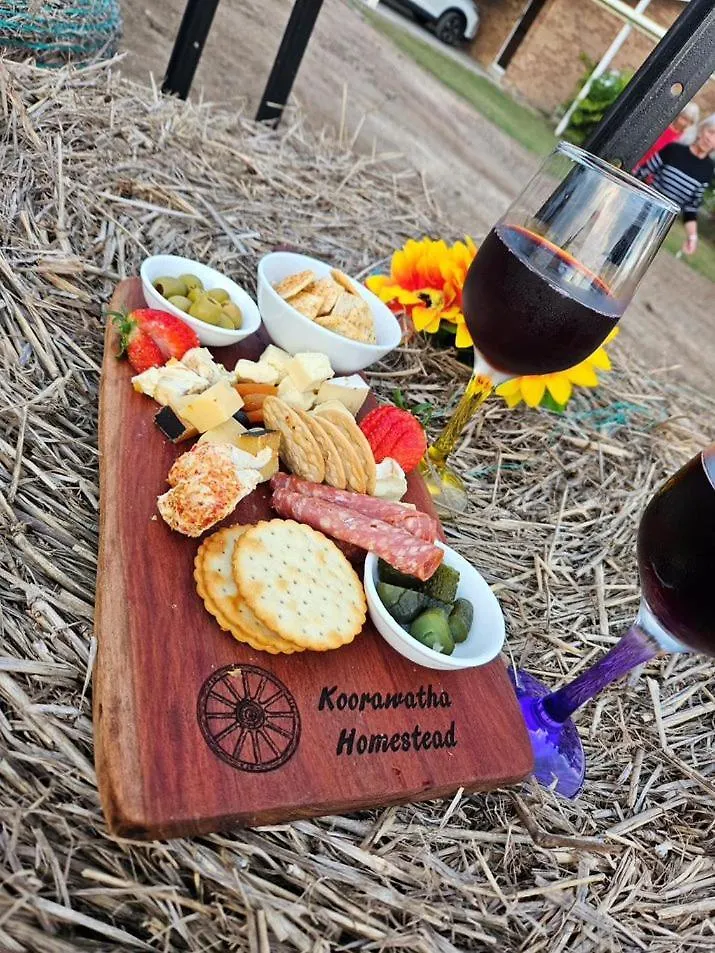 Koorawatha Homestead Motel Bororen