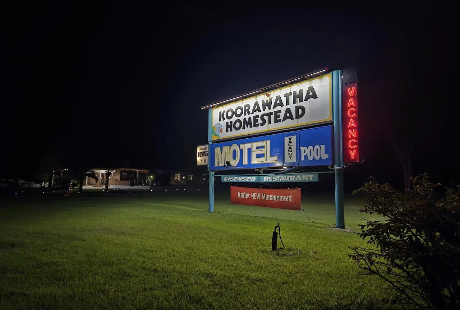 Koorawatha Homestead Motel Bororen